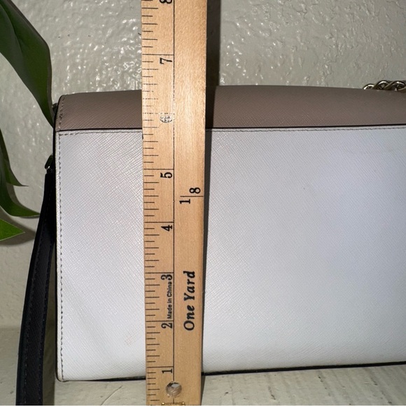 Kate Spade Carson Saffiano Leather Convertible Crossbody Warm Beige Multi Gold - Picture 7 of 16